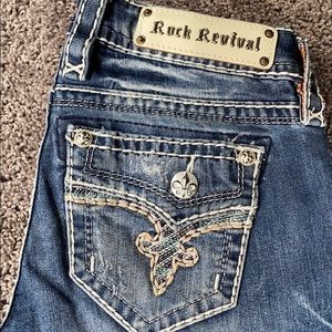 Rock Revival straight leg jeans